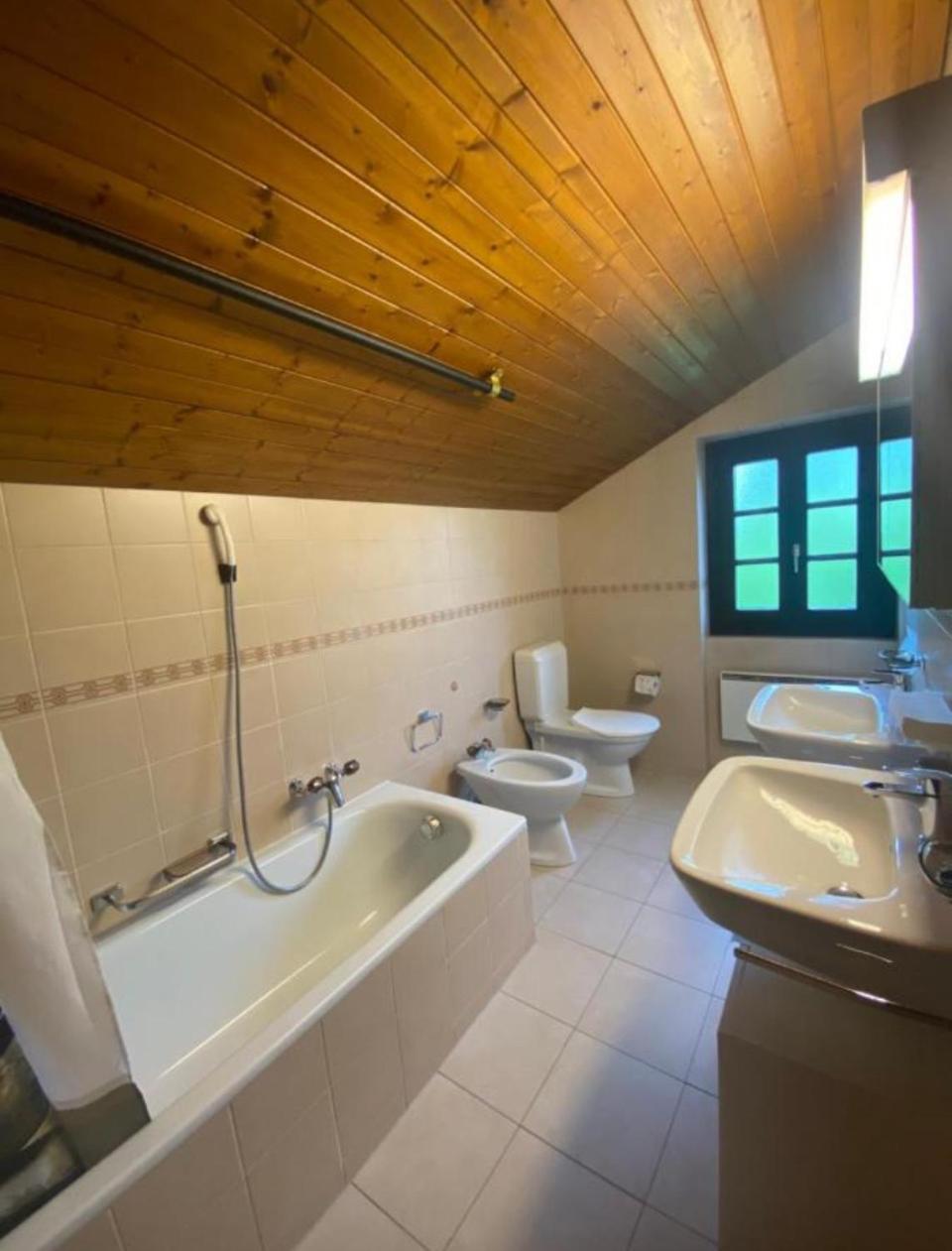 Bellavista Cureglia Bed & Breakfast Eksteriør bilde